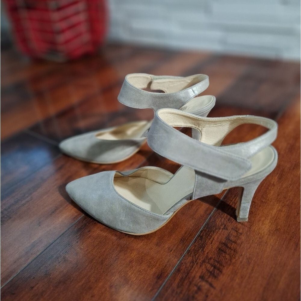 Paul Green Beige Nicollete Suede Ankle Strap Pointed Toe Heels Women's Size 7